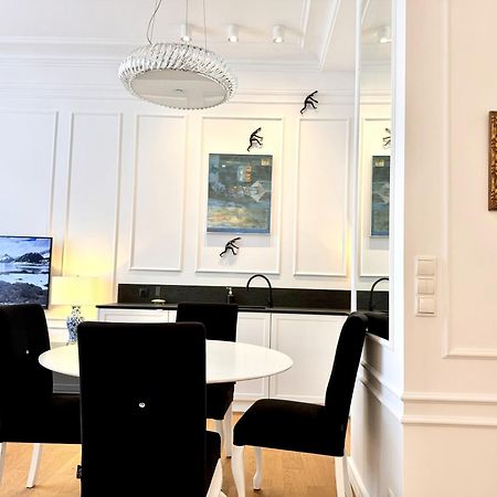 Mondrian Luxury Suites & Apartments Market Square I Warschau Exterior foto