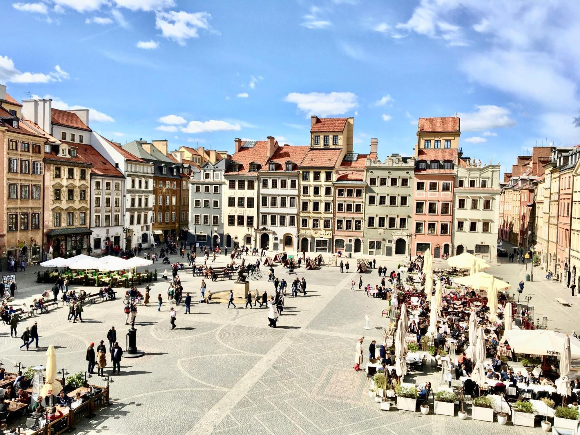 Mondrian Luxury Suites & Apartments Market Square I Warschau Zimmer foto