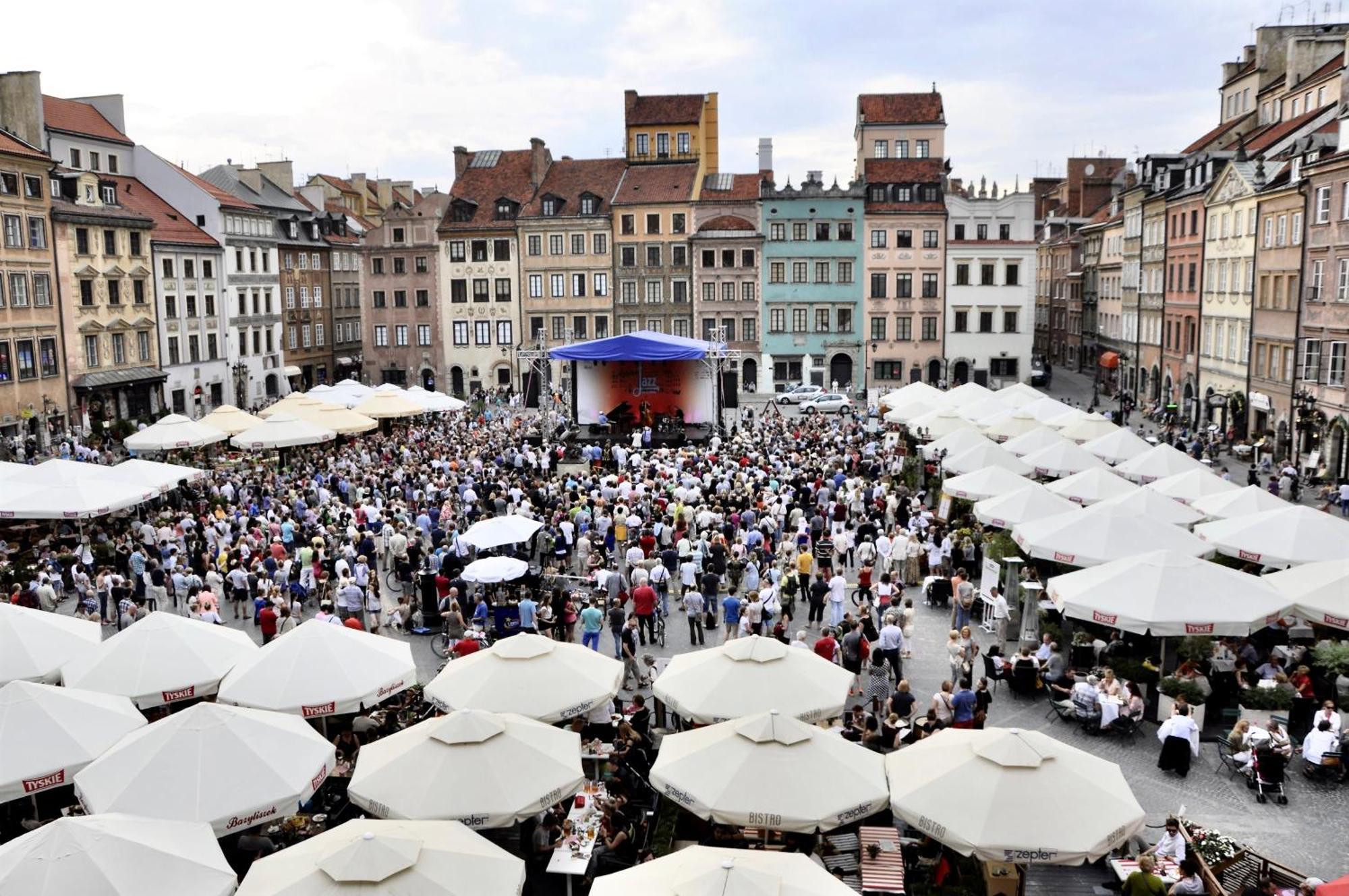 Mondrian Luxury Suites & Apartments Market Square I Warschau Zimmer foto