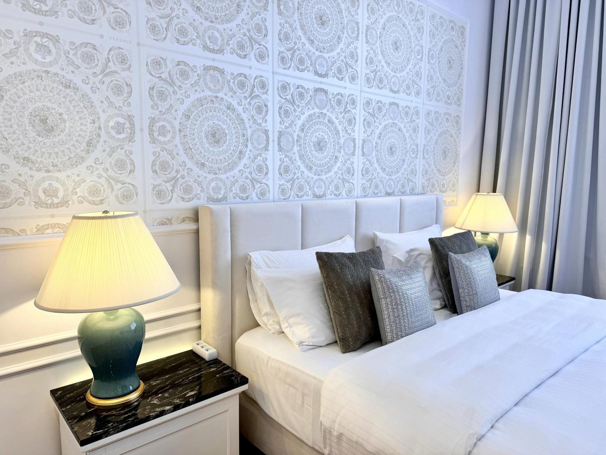 Mondrian Luxury Suites & Apartments Market Square I Warschau Zimmer foto